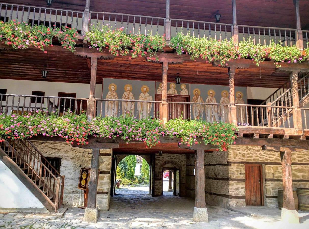 The Tinkov House In ロヴェチ エクステリア 写真